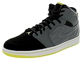 Nike Jordan Men's Air Jordan 1 Retro '99 Basketball Shoe