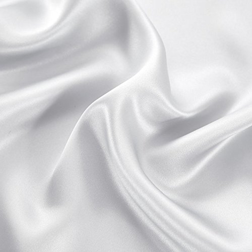 FabricMCC Silk Pillowcase, Hypoallergenic Queen Size Pillow Case with Zipper, Satin Pillowcases for Curly Hair & Dry Skin, Set of 2 (white)