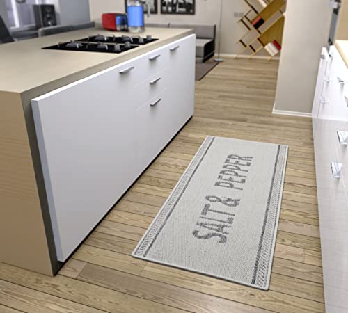 HANSE Home Salt & Pepper - Tapis de Cuisine avec Inscription - Antidérapant - Facile d'entretien - Robuste - Certifié Öko-Tex - pour Cuisine, Couloir, Salle à Manger - Gris crème, 62 x 150 cm