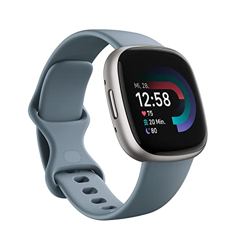 Fitbit Google Versa 4 Smartwatch Fitness Tracker enthält eine 3 monatige Google Health Premium Mitgliedschaft, 6 Tage Akkulaufzeit – Kompatibel mit Android/iOS, Wasserfallblau/Aluminium in Platin