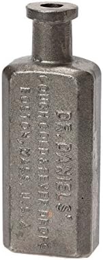 Amazon Co Jp キャスト アイアンボトル フィーバードロップ Cast Iron Bottle Fever Drops Puebco ホーム キッチン