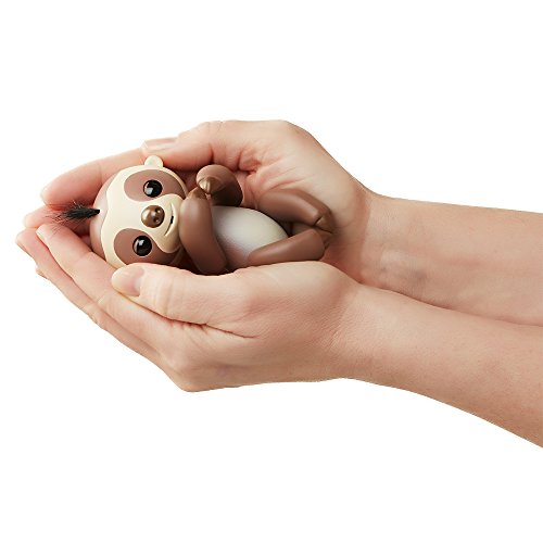 3 Fingerlings+Baby+Sloth+Kingsley+Interactive