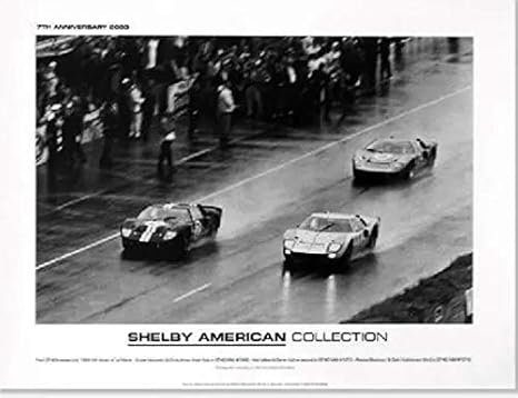 Amazon Com Gt 40 S Sweep 1966 24hours Le Mans Car Poster Clothing