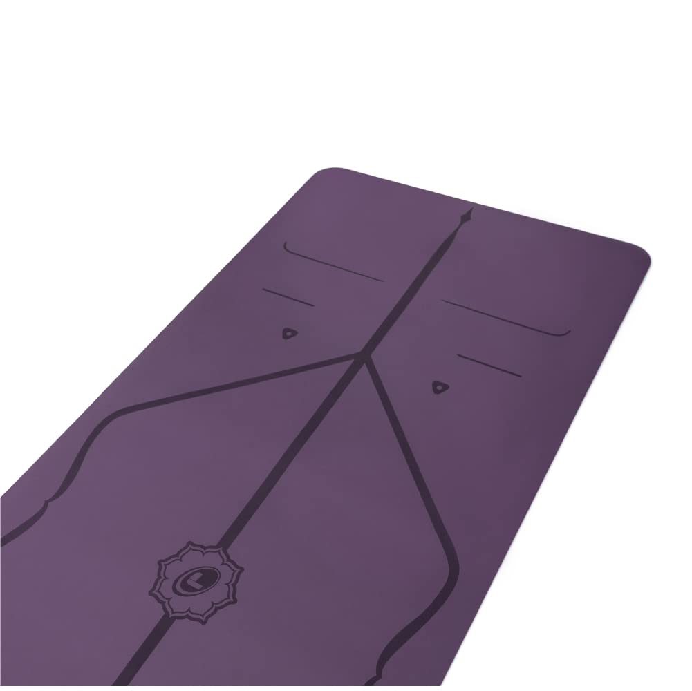 Liforme Original Yoga Mat – Free Yoga Bag Included - Patented Alignment System, Warrior-like Grip, Non-slip, sweat-resistant, 4.2mm thick mat for comfort - Purple - Image 6
