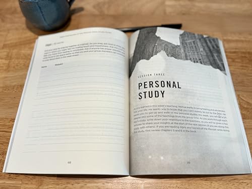 Signs and Secrets of the Messiah Bible Study Guide plus Streaming Video: A Fresh Look at the Miracles of Jesus in the Gospel of John