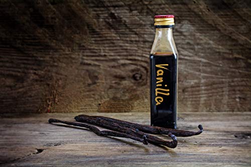 Madagascar Vanilla Beans - Organic Bourbon Grade A. Great for Baking, Homemade Extract, vanilla paste, Brewing, Coffee, Cooking etc. Average length 6-7 inches. (1 Bean)