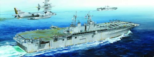 Hobby Boss USS Boxer LHD-4 Boat Building Kit