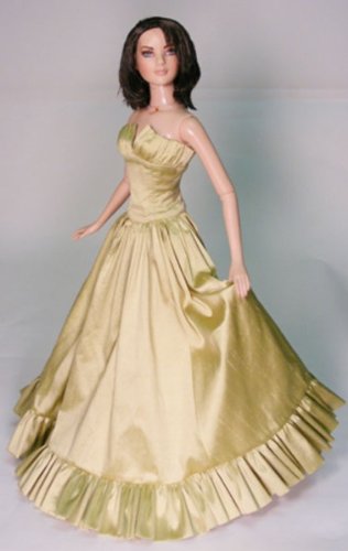 Dance with Me Pattern for 22" American Model