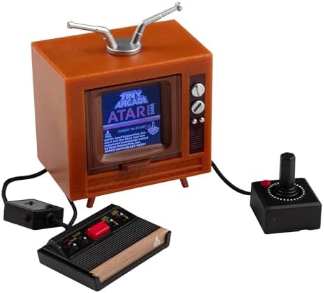 Amazon.com: The Art of Atari: 9781524101039: Lapetino, Tim