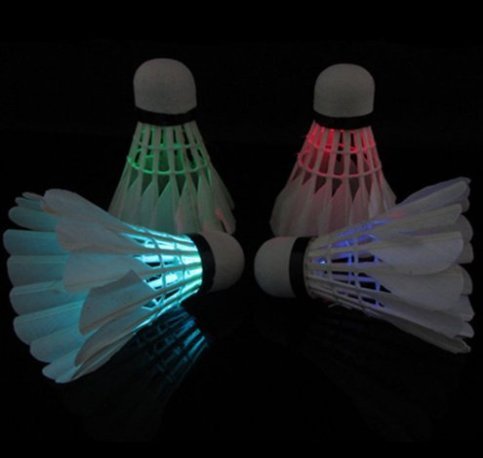 URToys 4PCS/Pack Colorful LED Badminton Shuttle cock Dark Night Glow Birdies Lighting Badminton Ball Indoor Sports Flash Colors At Color Random - Thumbnail 7