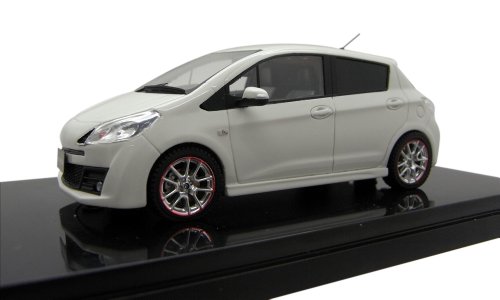 1/43 TOYOTA Vitz RS G