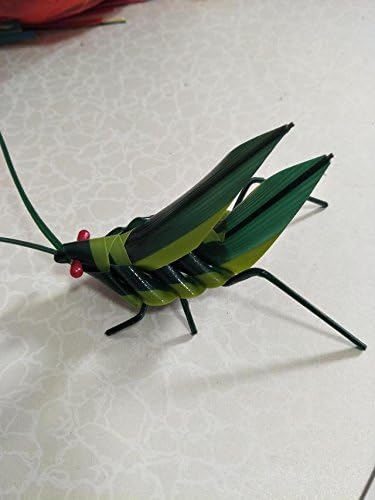 BAIXI Creative Folk Traditional Handicraft Folk Characteristic Cultural Ornament Simulation Palm Leaf Straw Handmade Grasshopper Send Children Gifts (Style three)