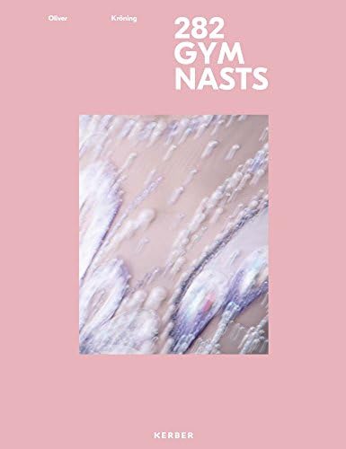 282 Gymnasts Hardcover – 1 Dec 2016
