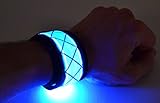 GlowCity  LED Light Up Snap Bracelet, Blue