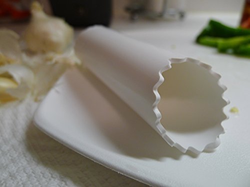 Pampered Chef Garlic Peeler