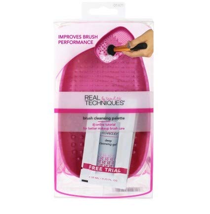 Real Techniques Brush Cleansing Palette with cleansing gel brush cleaner Set