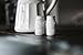 White Mason Jars Ceramic Sponge Holder for Kitchen Sink Organizer - Mason Jar Decor Farmhouse - Sink Caddy Sponge Holder with Non Scratch Scrubber - Home & Kitchen Decor for Soap Dish Scrubber Holder