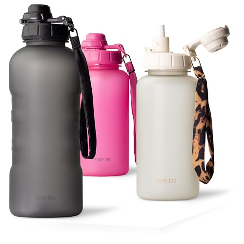MAMEIDO Trinkflasche mit Strohhalm 2 l (Carbon Grey)