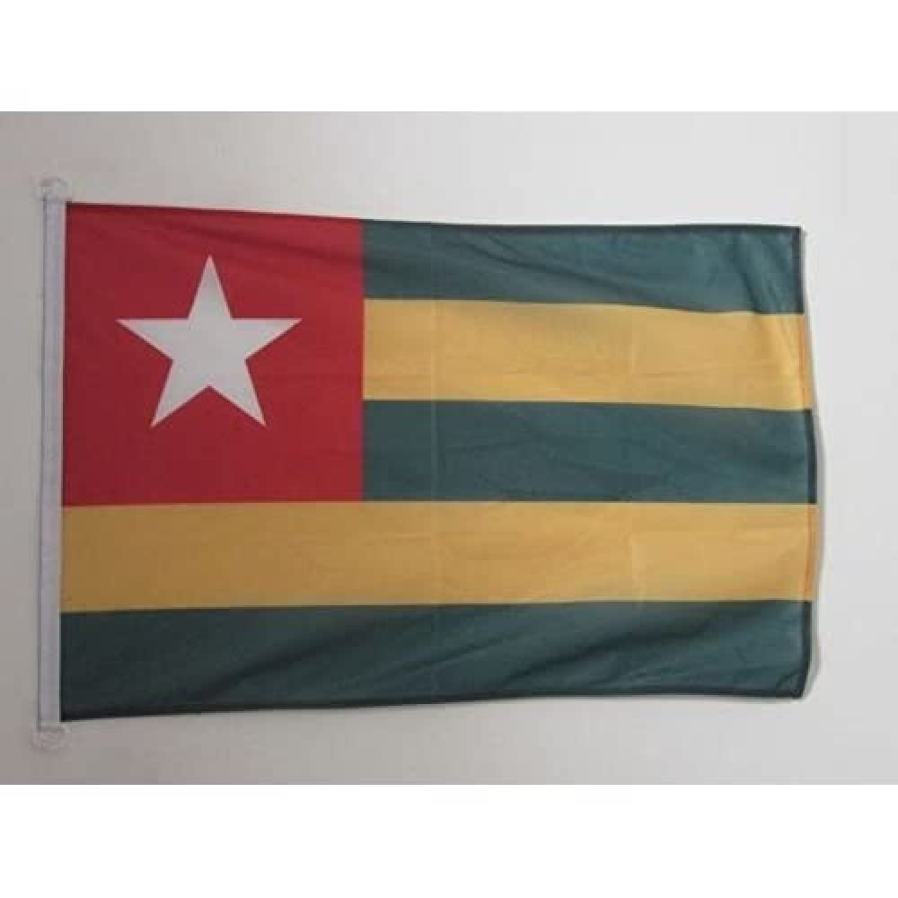 AZ FLAG - Togo Flag - 2x3 Ft - For Outdoor - Togolese Banner Knitted Polyester with Two Plastic Rings - Fade Resistant - Vivid Colors - 2' x 3' Feet - 90x60 Cm