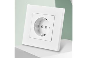 16A 250V European Standard Wall Socket, PC Material, 86mm x 86mm, for Industrial & Commercial Use, for Square Mounting Box (B