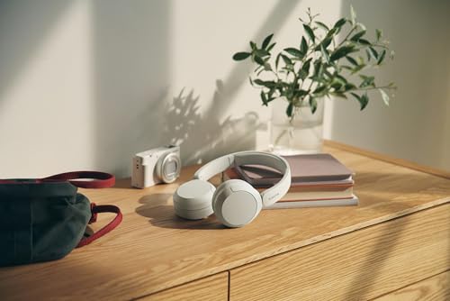 Sony WH-CH520 Auriculares inalámbricos Auriculares supraaurales Bluetooth con micrófono y hasta 50 Horas de duración de la batería con Carga rápida, Color Blanco
