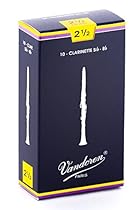 Vandoren CR1025 Bb Clarinet Traditional Reeds Strength 2.5;  Box of 10
