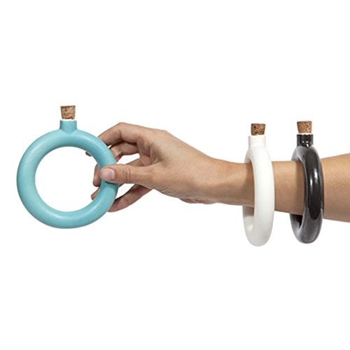 Areaware Bracelet Flask (Chrome) Home & Kitchen, Kitchen & Dining, Dining & Entertaining, Bar Tools & Glasses, Flasks