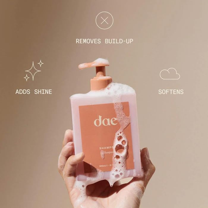 DAE Signature Shampoo - Cleanses & Hydrates Dry Hair & Scalp (10 oz.)