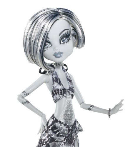 monster high black and white frankie