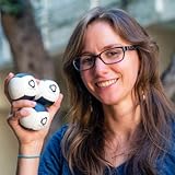 Zeekio Taylor Tries Signature Juggling Ball Set - (3) Beginner 6 Panel Balls