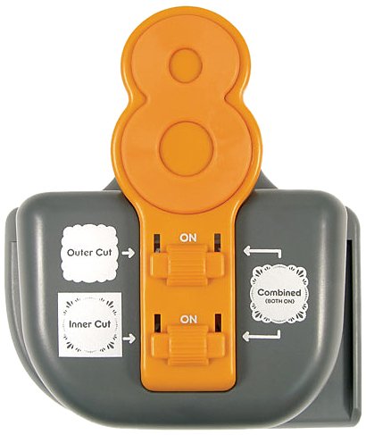 We R Memory Keepers Lucky 8 Paper Punch, Classic Wreath