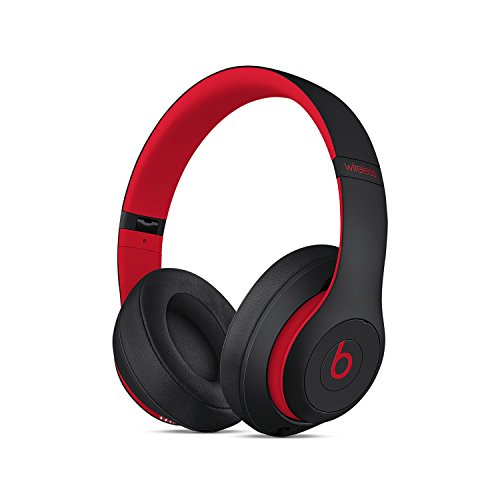Beats S t u d i o 3 Wireless Over Ear Headphone Decade Collection Defiant Black Red with Carrying case