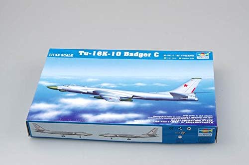 1/144 Tu-16k10 Badger C-Shaped Plastic Model