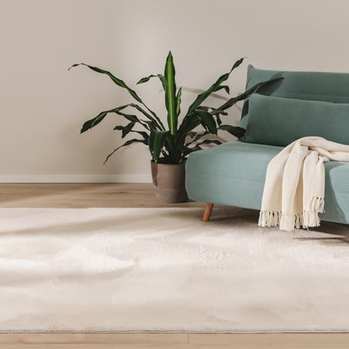 benuta Basic Kunstfaser Fellteppich Furry - Beige 160x230 cm - Weicher Wohnzimmerteppich - Anti-Rutsch-Rückseite - Waschbar - Für Fußbodenheizung geei