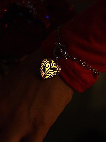 The Tiny Loving Heart Glow In the Dark Bracelet Jewelry Pendant Steampunk Fairy Magical (Red)