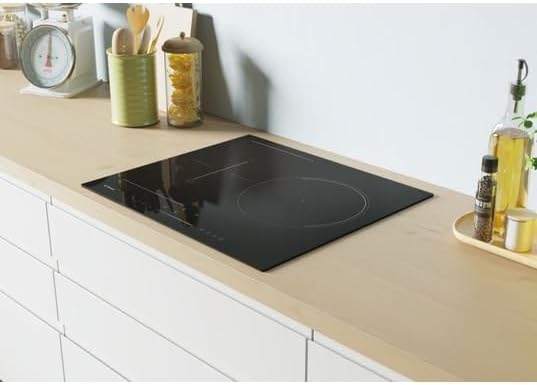 - Plaque Induction Connectée - 3 Zones de Cuisson, 1 Flexible, Booster Max 3500W, Commandes Groupées, Réglage Tactile, Fonction Pause, 7400 W, Installation à Fleur, Bords Droits - 59 x 52 x 6 cm