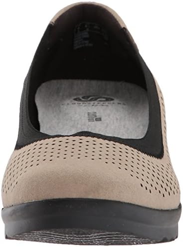 clarks women's caddell trail platform