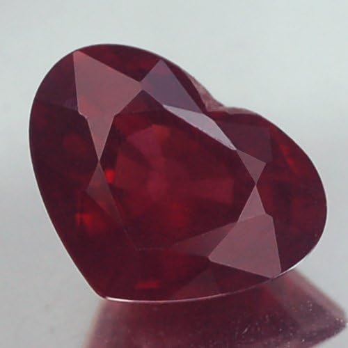 5.50CT LOVELY VVS HEART UNHEATED RED RHODOLITE GARNET NATURAL