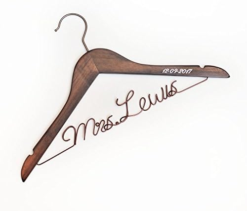 Vnque Custom Wedding Hanger Birde Last Name and Date Birdesmaid Gift
