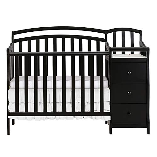 travel crib with changing table