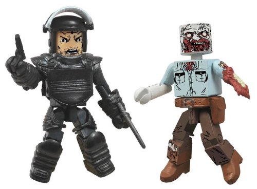Diamond Select Toys Walking Dead Minimates Series 3 Riot Gear Rick and Guard Zombie Action Figure