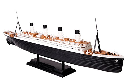 Zvezda 1/700 R.M.S. Titanic #9059