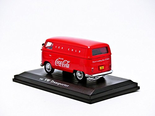Motor City Classics 1:43 1962 Red Volkswagen Cargo Van