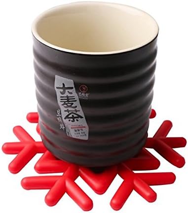 1 pcs 14.3 cm Snow Table Mat Silicone Snowflake Shape Cup Pad Non-Slip Heat Resistant Mat Red Snow Coaster Cushion Placemat
