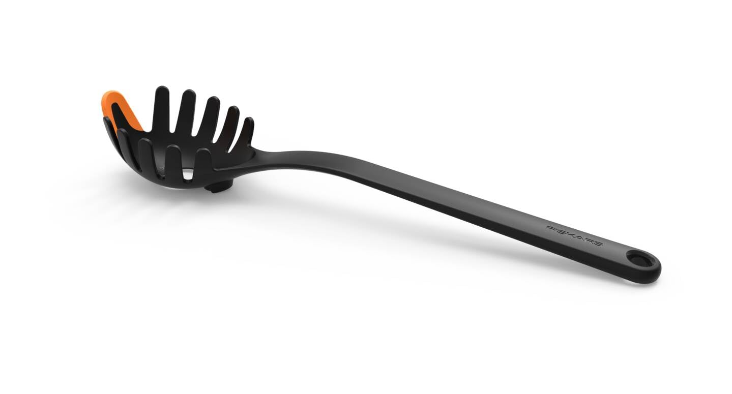 Fiskars pasta spoon, length: 29 cm, plastic/silicone, functional shape, black/orange, 1027301