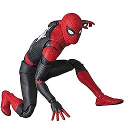 MAFEX Spider-Man Upgraded Suit Spider-Man: Far from