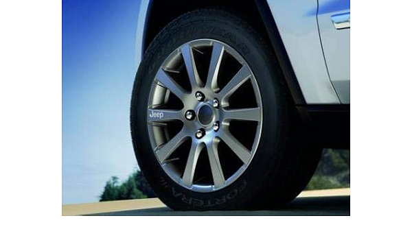 Jeep Grand Cherokee Mopar oscuro gris metálico 18 