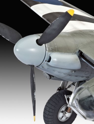 Revell Germany De Havilland Mosquito MK IV Airplane Kit