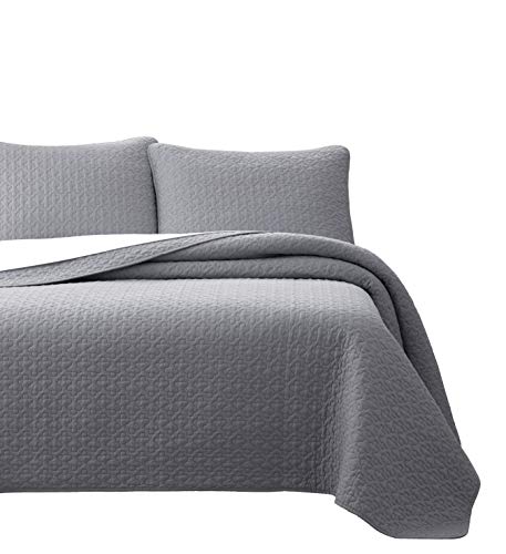 Vega Prewashed 3 Piece Quilted Quilt, Coverlet & Bed Cover Set, Stitched Pattern, Solid Color, Soft Microfiber Shell 100% Cotton Filling | Light Grey | Full/Queen Size Bedspread