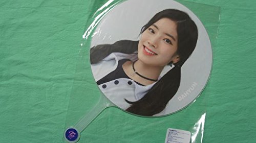 ダヒョン うちわtwice 2nd Tour Twiceland Zone2 Fantasy Park ソウルコン公式グッズ Dahyunの買取価格 相場 高価買取なら買取一括比較のウリドキ